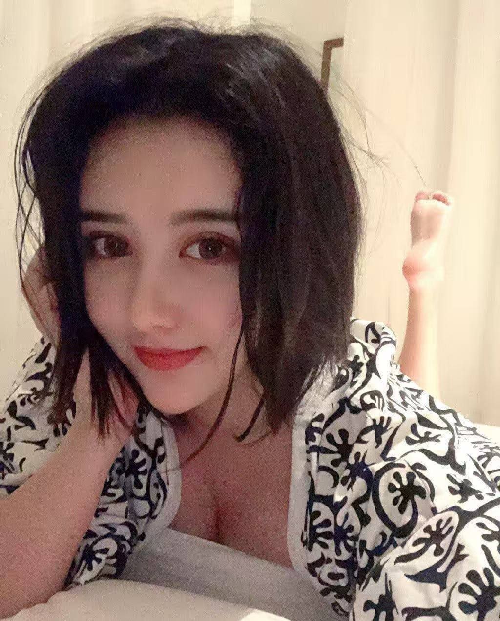 天河区新疆混血巨乳抓龙筋-小雨 3