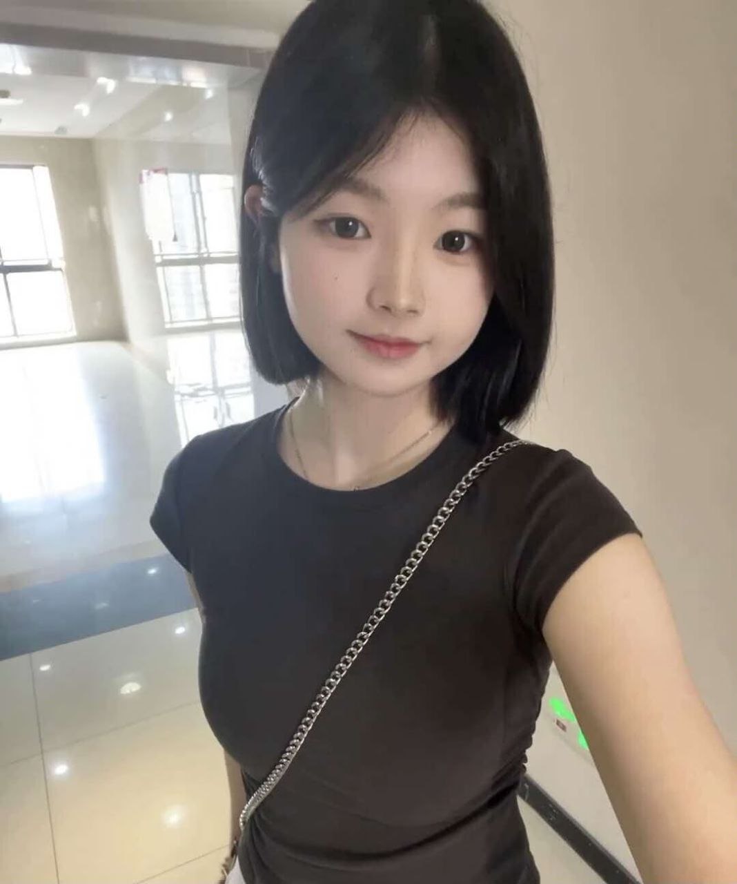 白云天然大波妹-小丽 2