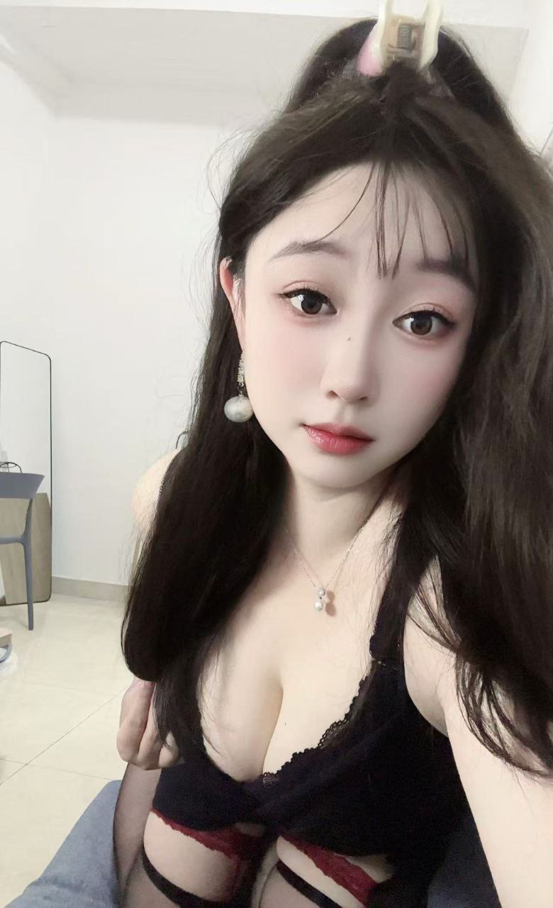 白云清纯大奶-vivi 4