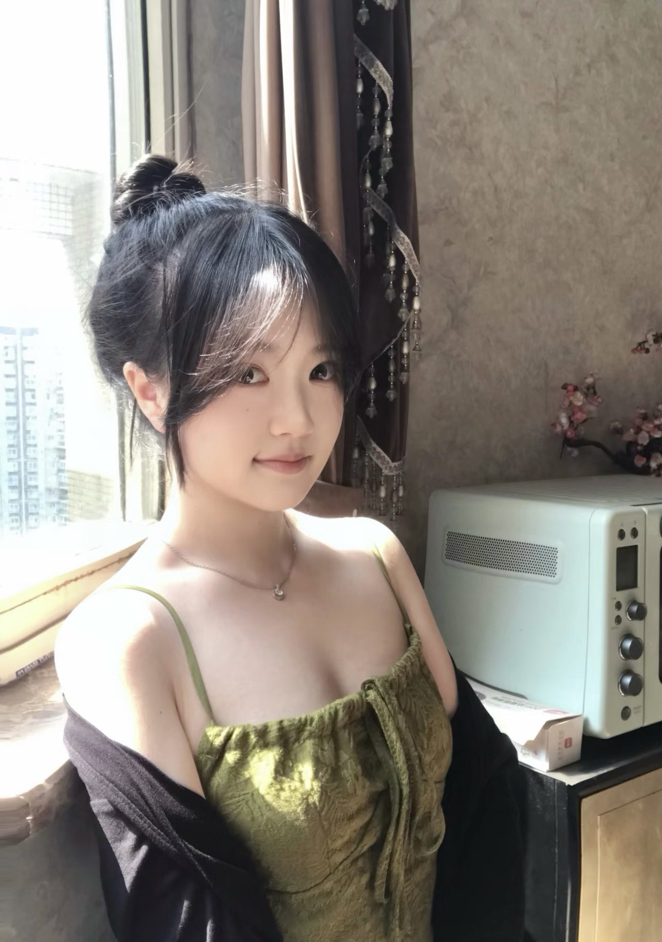 白云性感主动欲女-kiki 8