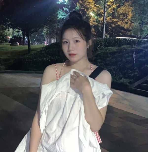 越秀淑女少妇兰兰 5