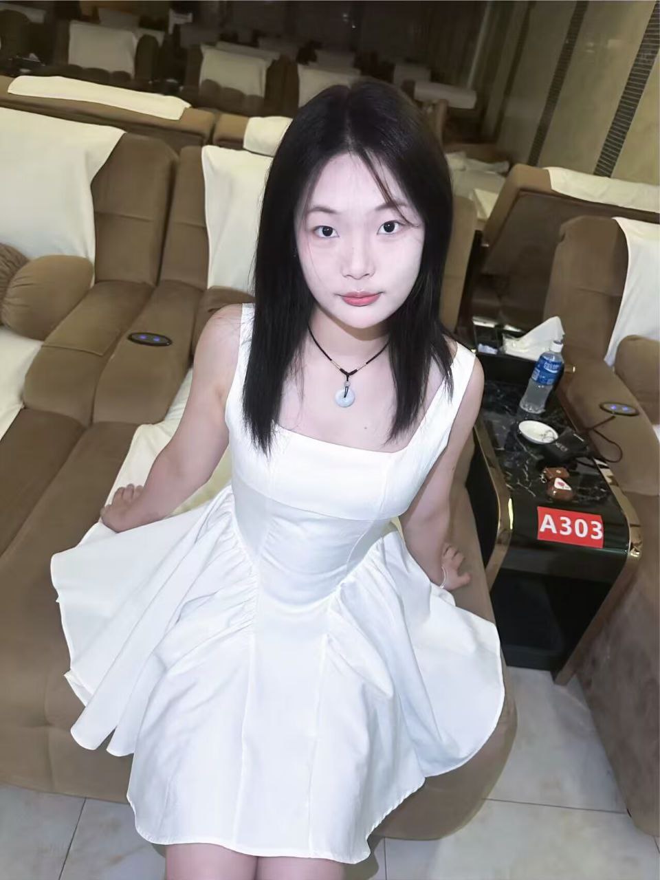 黄埔新人婷婷本人开课（真人真照不是本人免单）