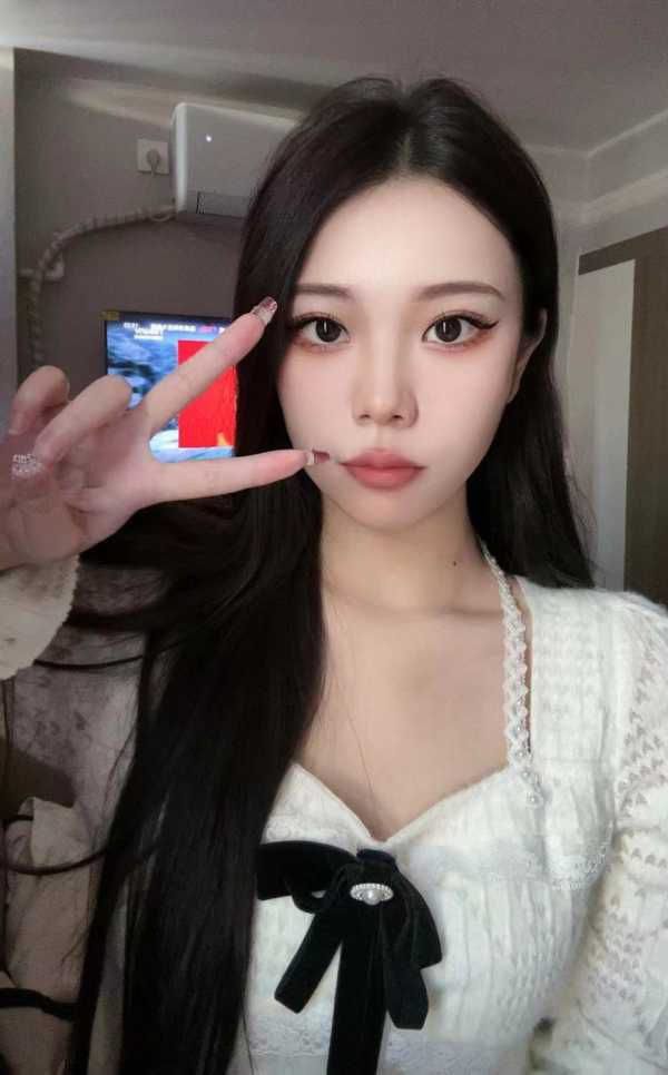 越秀长腿小依娜 31