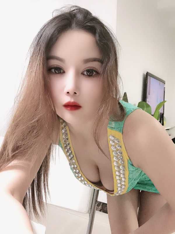 小情  年龄: 25 岁 24