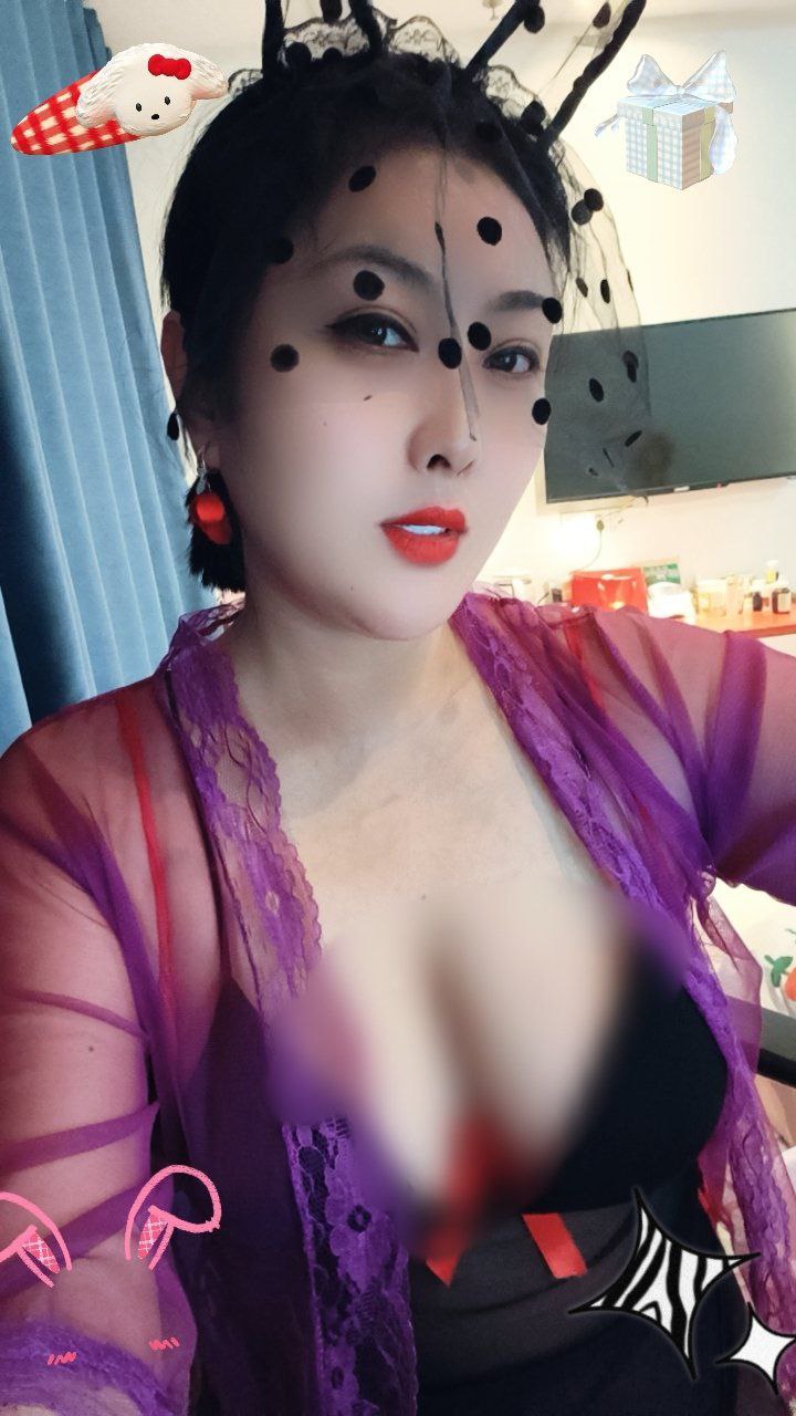 白云大奶大屁股兼职-黄咪 3