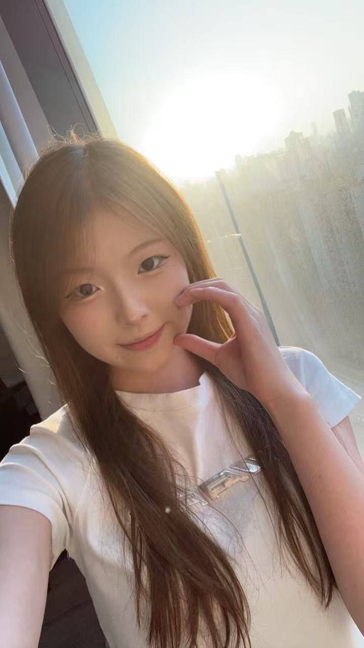 天河18岁刚下海–小艺主图