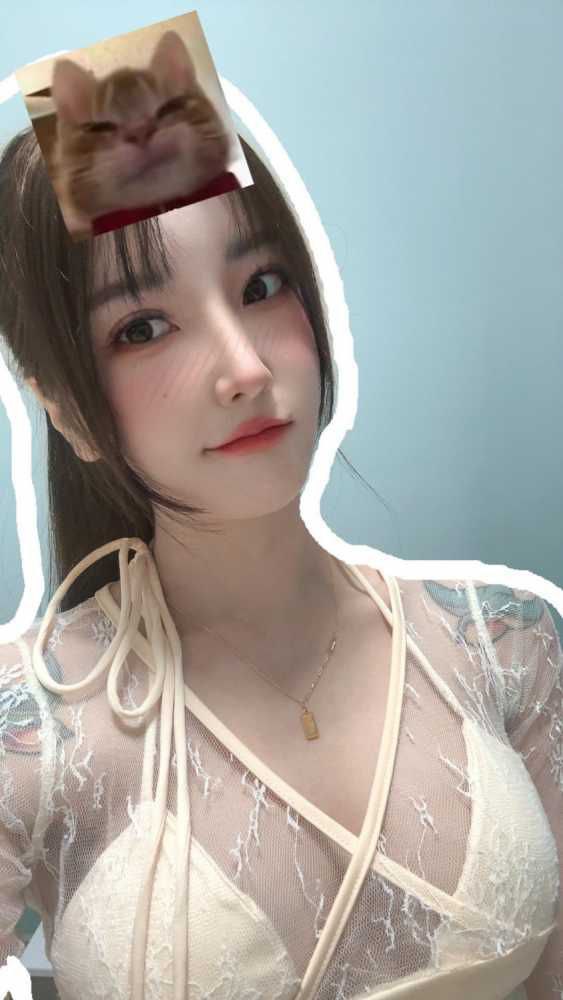 黄埔肤白大奶小白 29