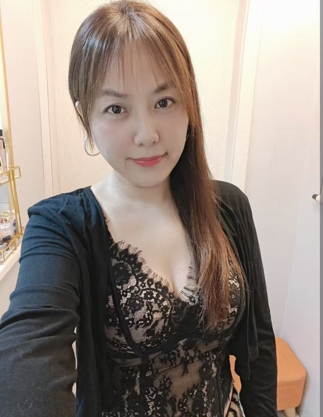白云巨乳御姐服务好-花花 3
