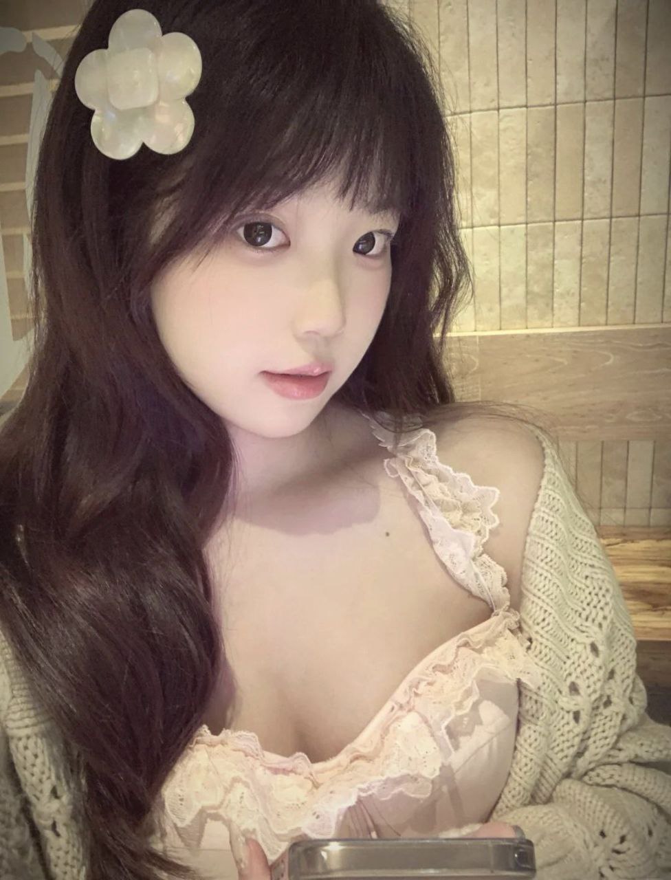反差嫩妹兼职自做可外出-瑶宝 5