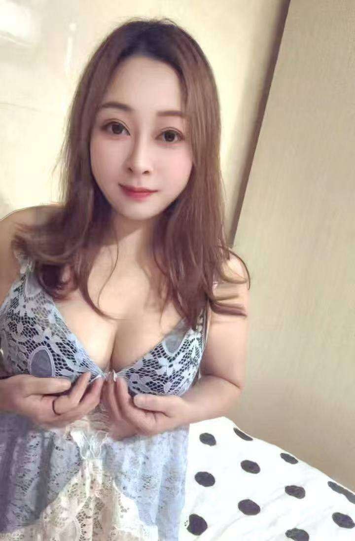 白云大奶主动风骚-乐乐 2