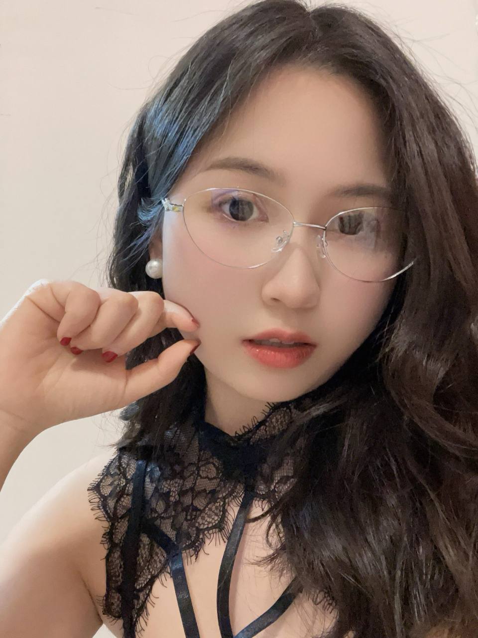 极品美乳实习生遭诱骗下海-宝儿 3