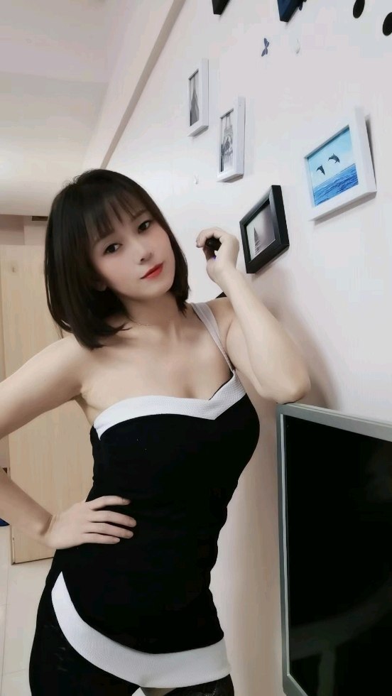 番禺极品大胸-小不点主图