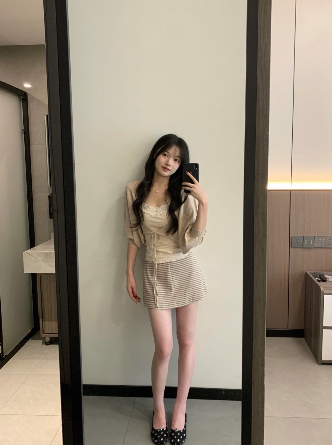 一字马三点粉嫩白虎嫩妹服务一流听话不催钟-婷婷 3