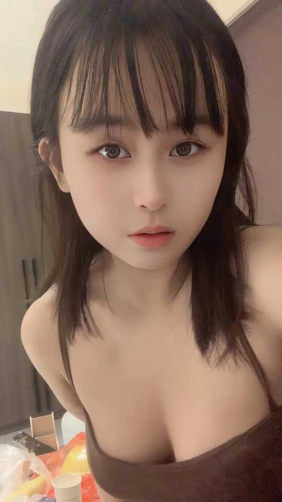 小曼希 8