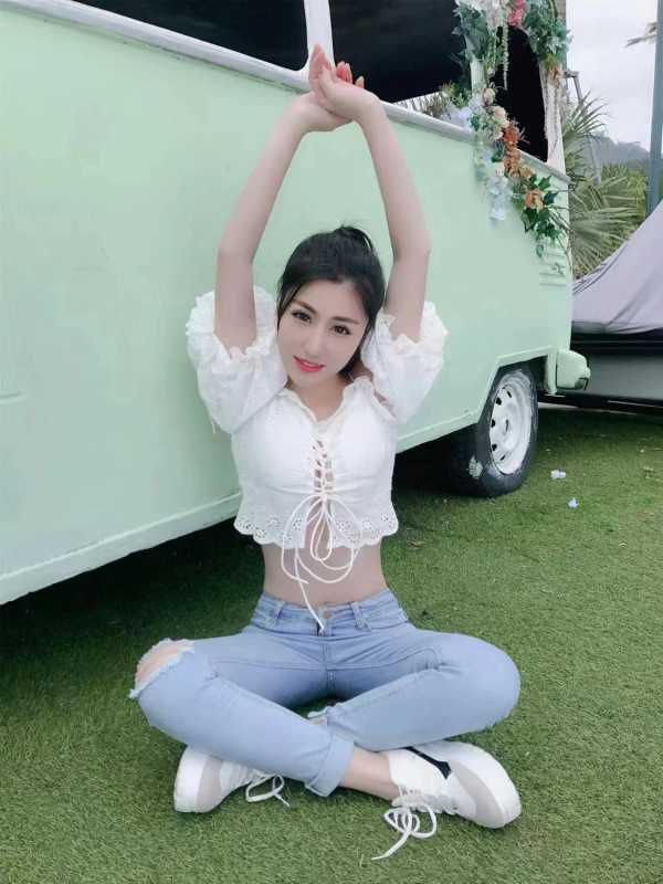 天河天然大胸美女王丽 14