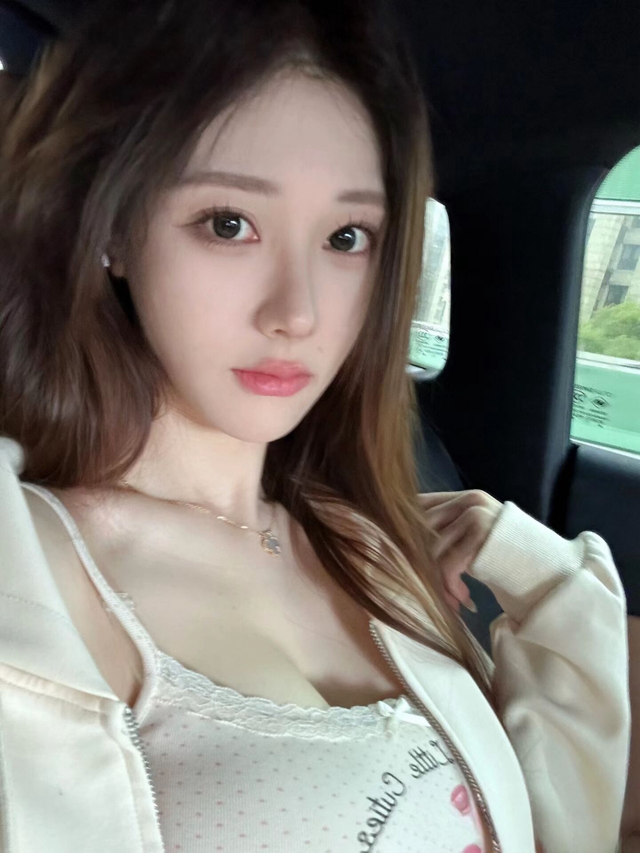 荔湾新人性感诱惑兼职服务-奈雪 2
