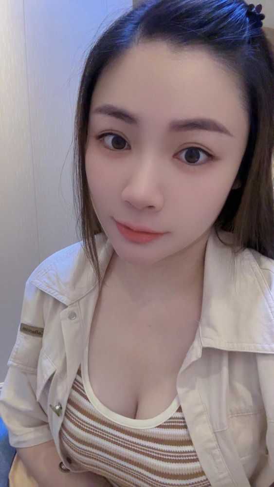 南沙嫩妹小七 11