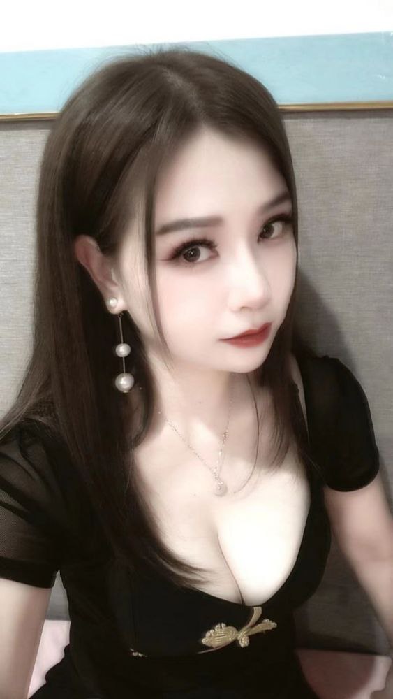 越秀淑女少妇兰兰 17