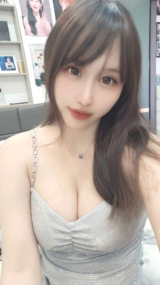 黄埔爱丽 11