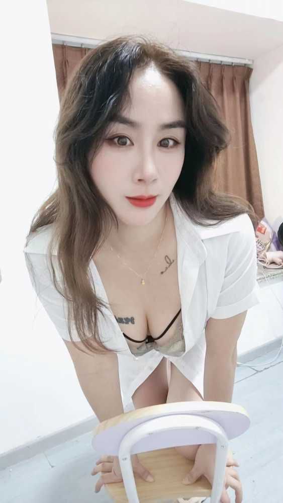 南沙会所服务小熙 9