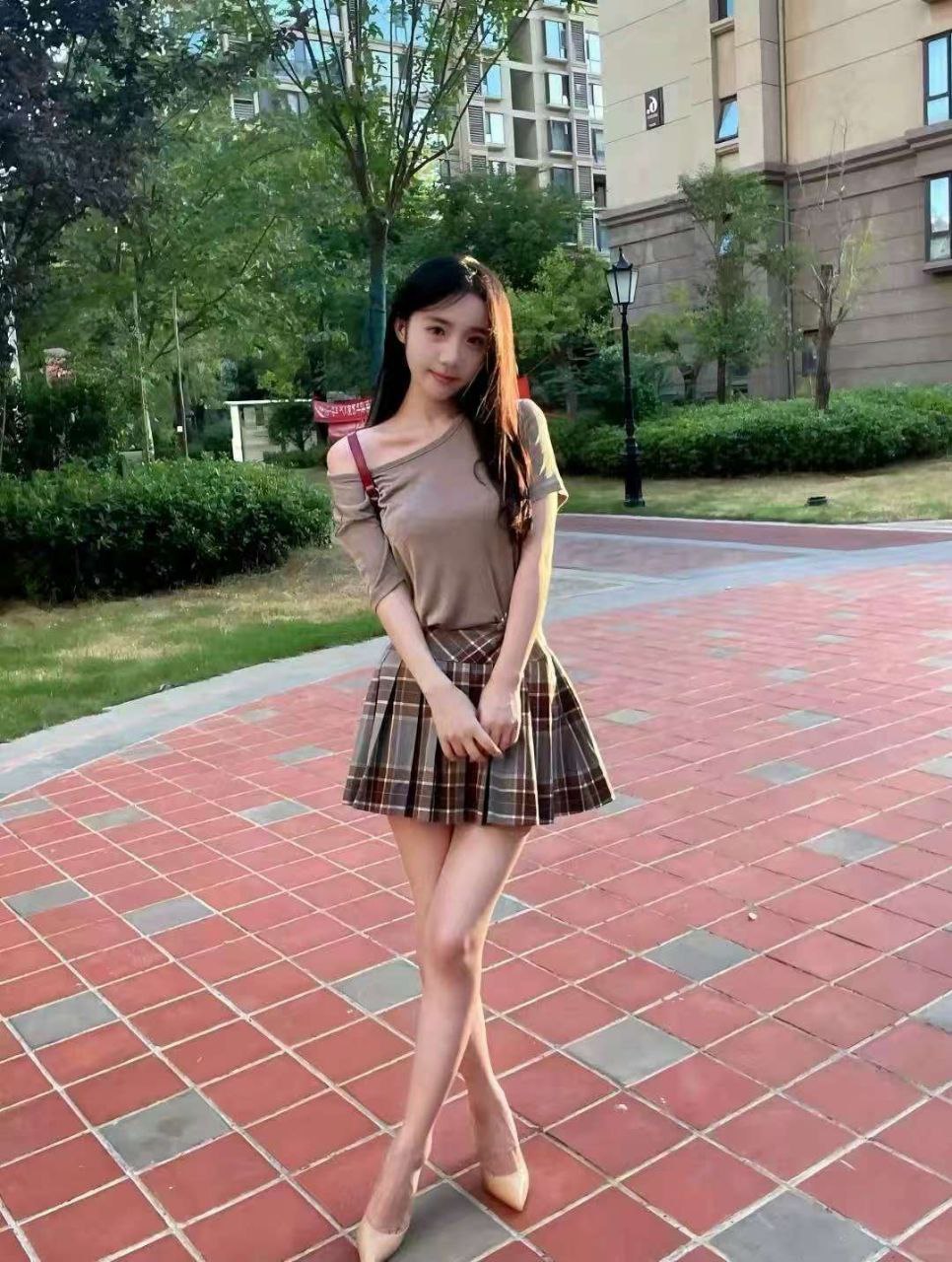 白云粉嫩水多多妹妹–婉瑶 8