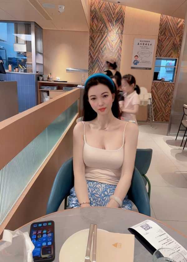 海珠舌吻莎莎 5