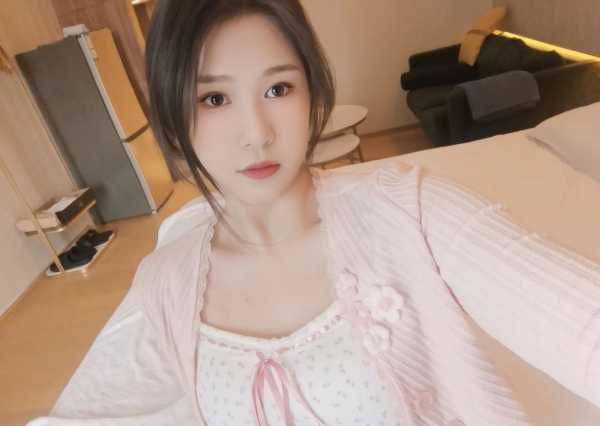 大石美人痣少妇VV 15
