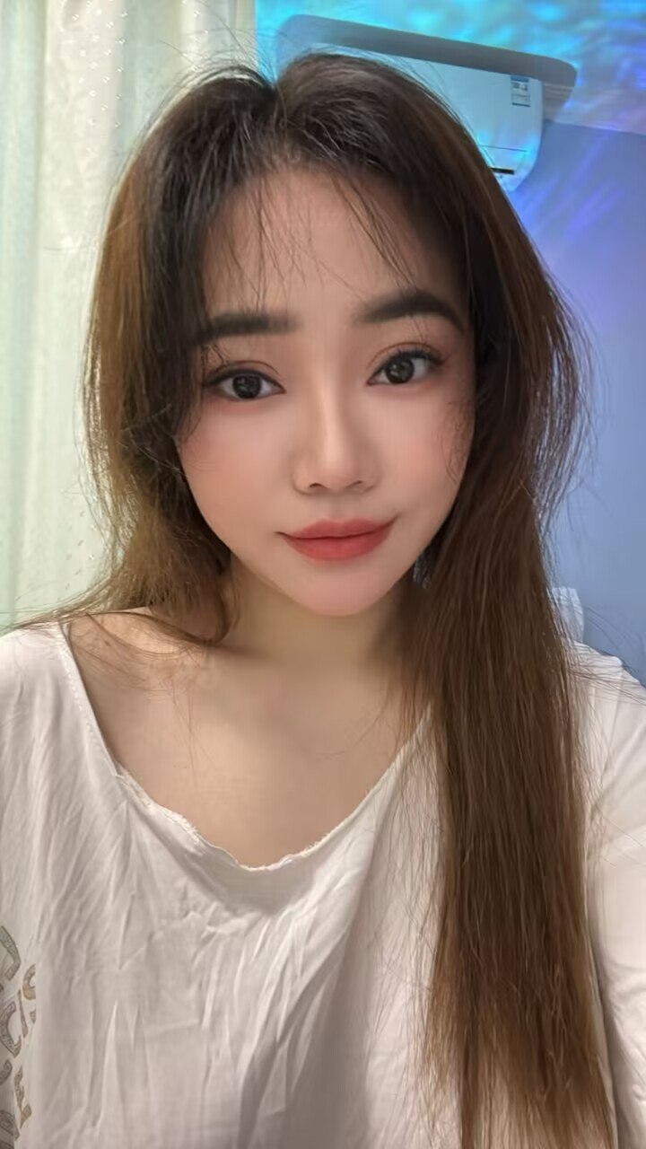 白嫩皮肤大奶牛纯天然38大波妹-瑶瑶主图