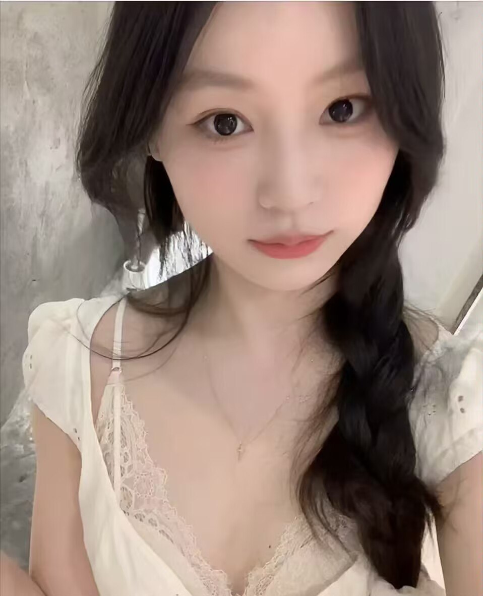 白云初下海兼职嫩妹-苏苏