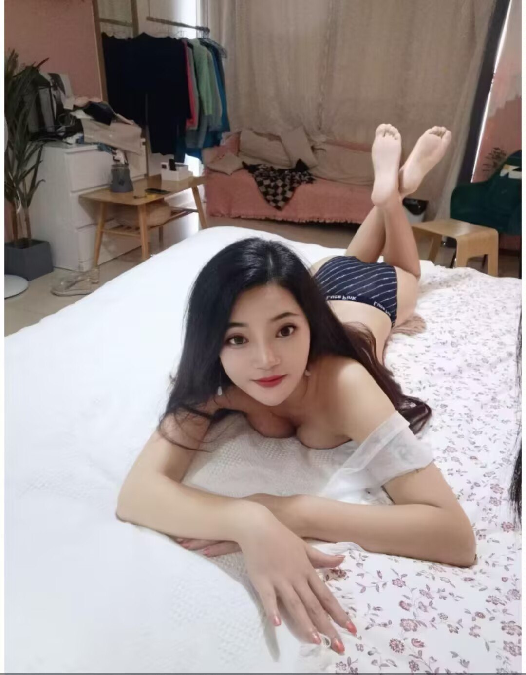 海珠身材傲人气质女郎-欢欢 5