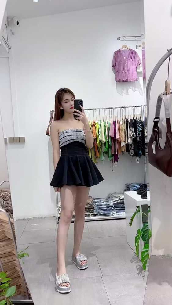越秀长腿小依娜 8