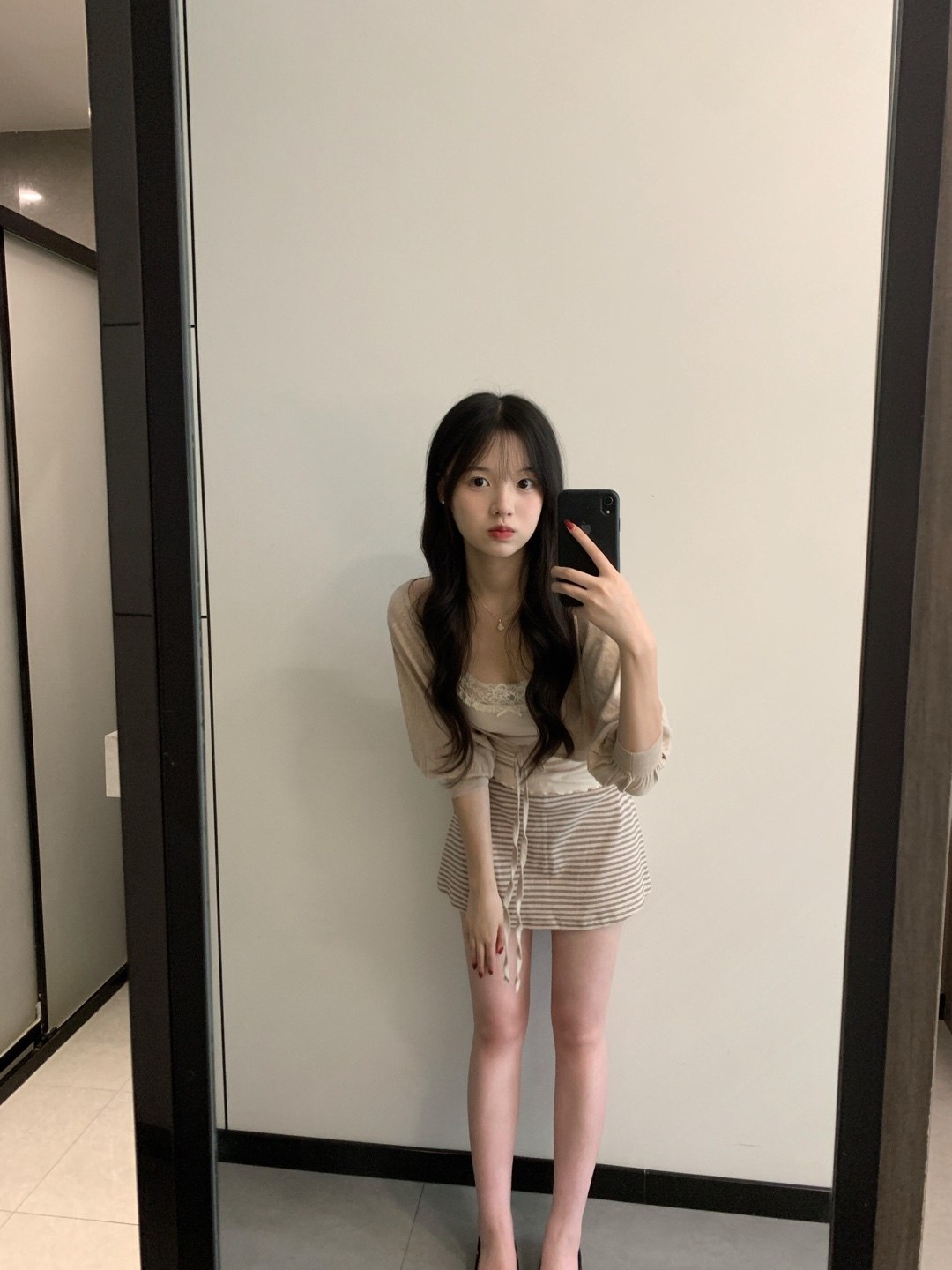 一字马三点粉嫩白虎嫩妹服务一流听话不催钟-婷婷 4