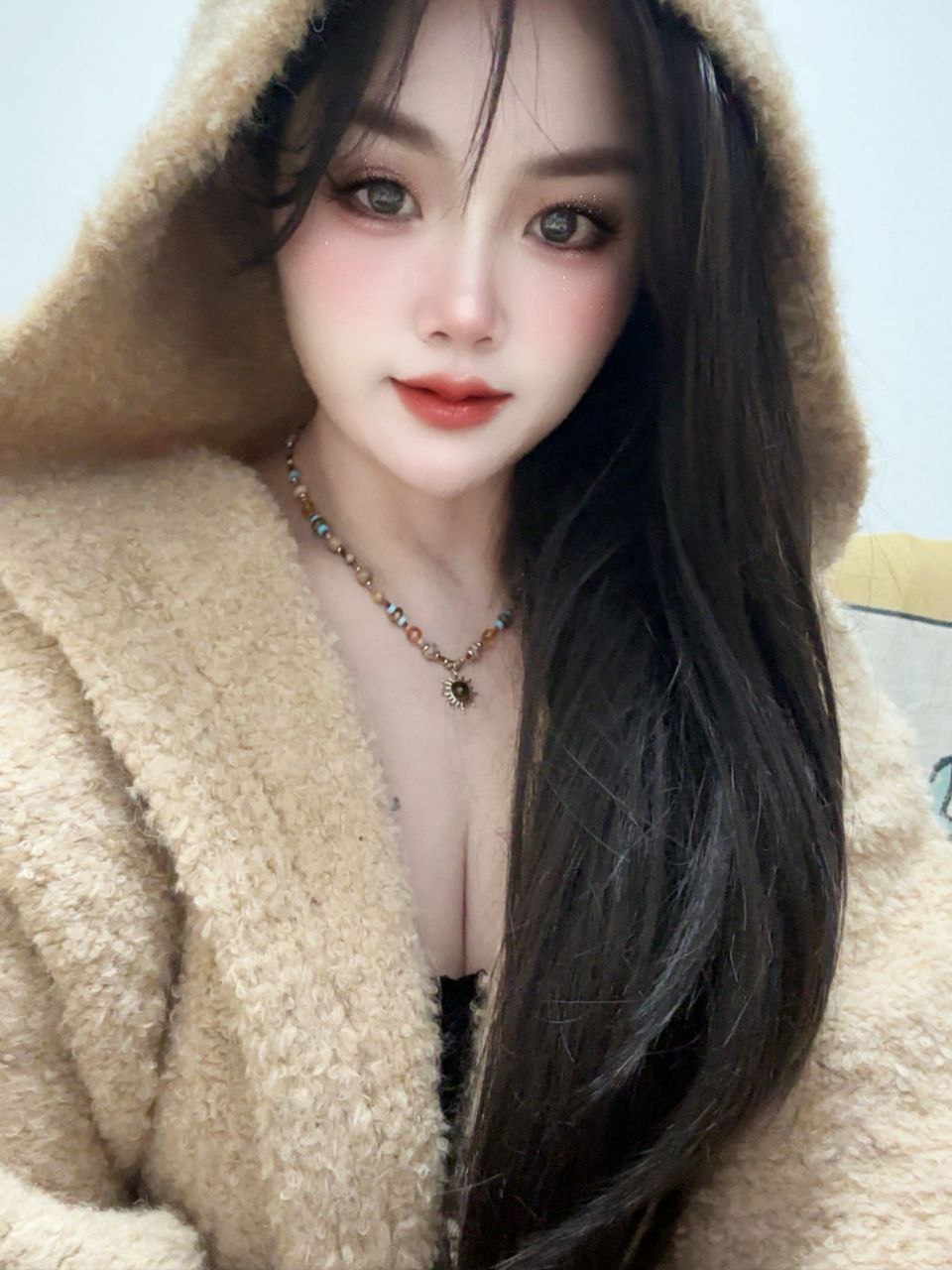 花都大奶小骚货—优优