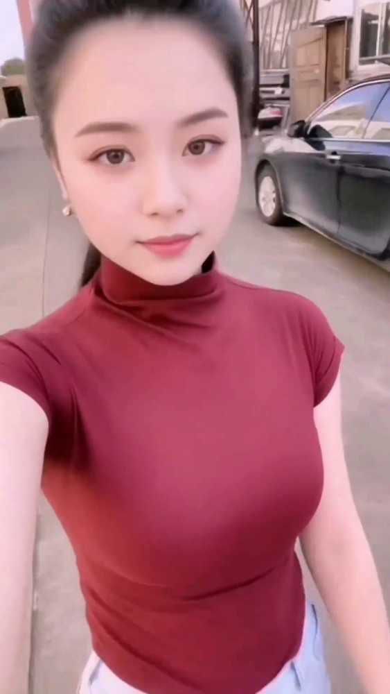 越秀风骚舌吻控淇淇 8