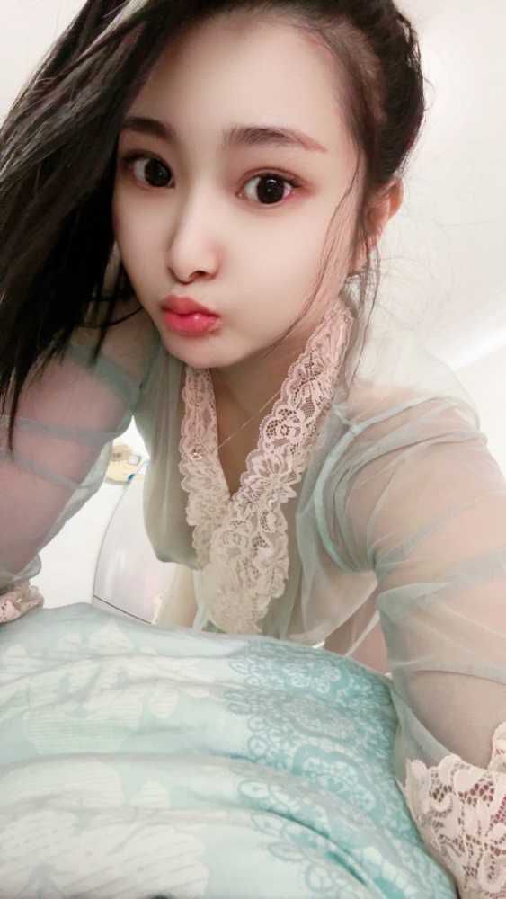 大石美人痣少妇VV 24