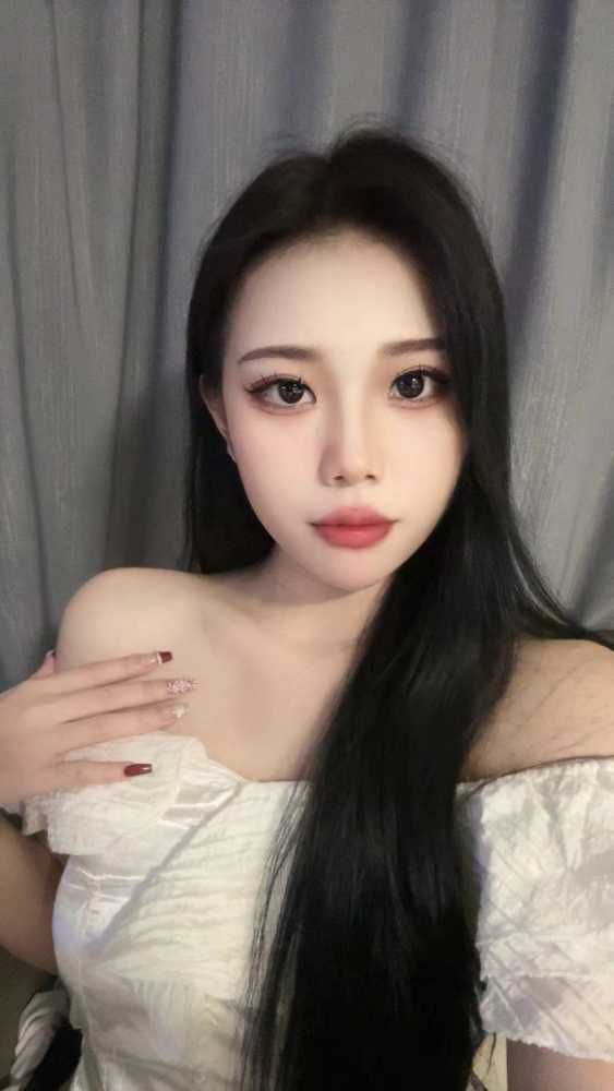 越秀长腿小依娜 30