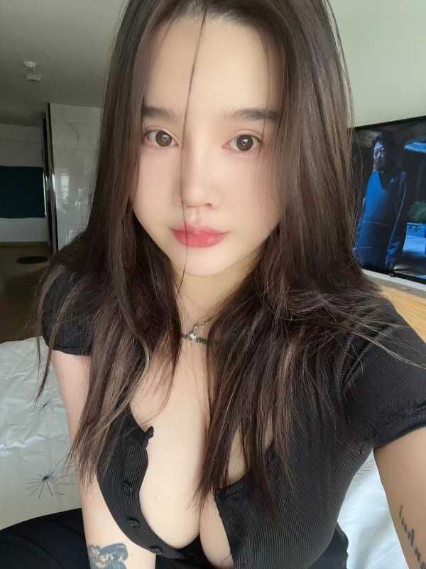花都舌吻女王圆圆 6