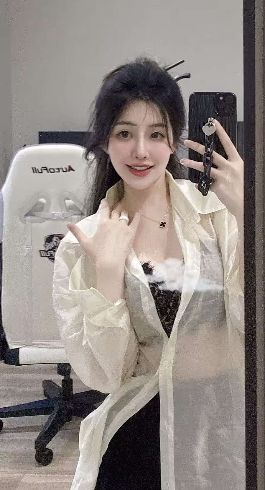 天河丰满普拉提小妹兼职-兔姬 3