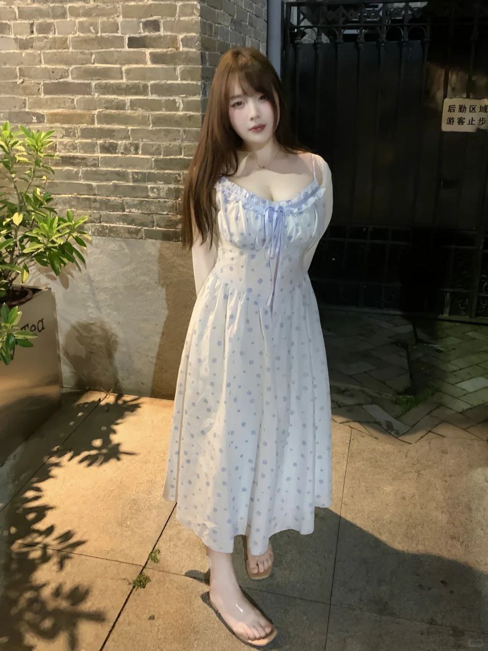 白云粉嫩水多多妹妹–婉瑶 3