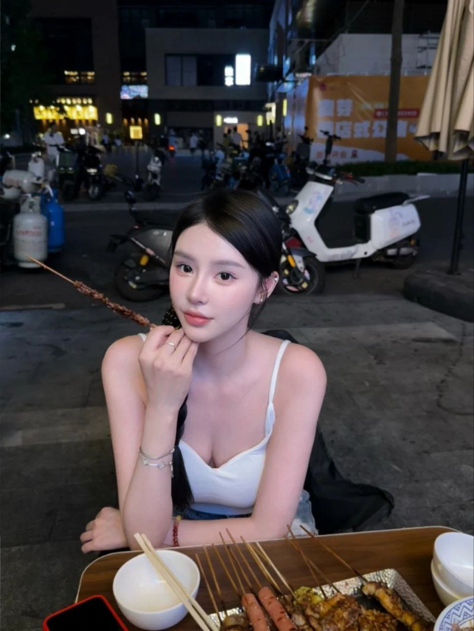 东晓南伊伊 7