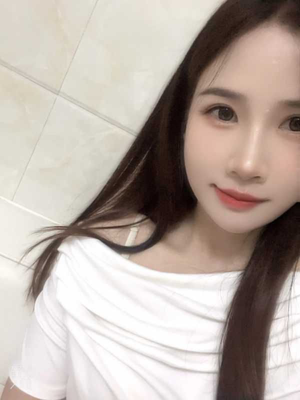越秀新人苏苏susu 19