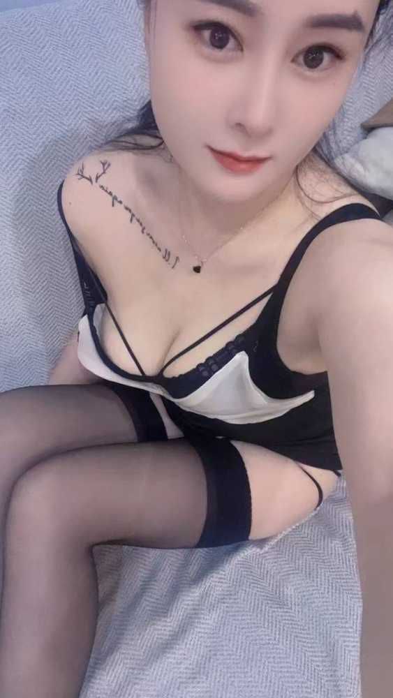 黄埔爱丽 27