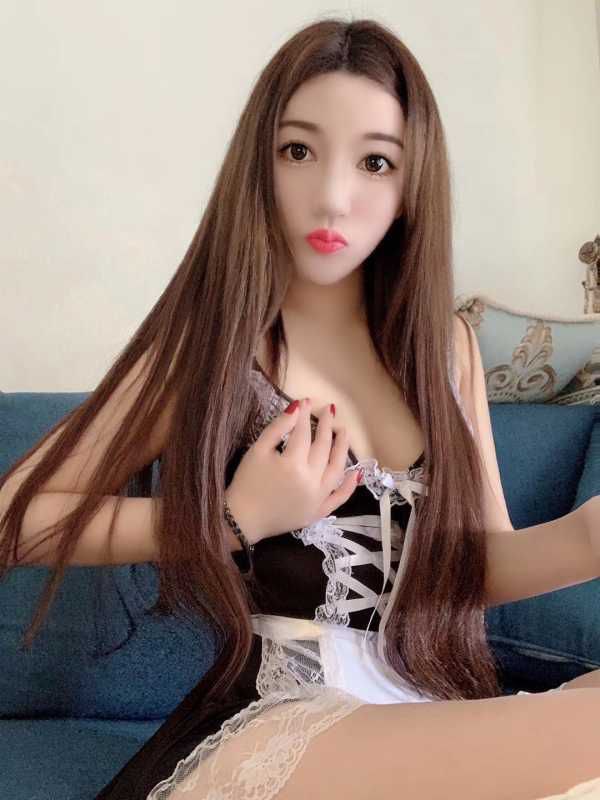 越秀风骚舌吻控淇淇 17