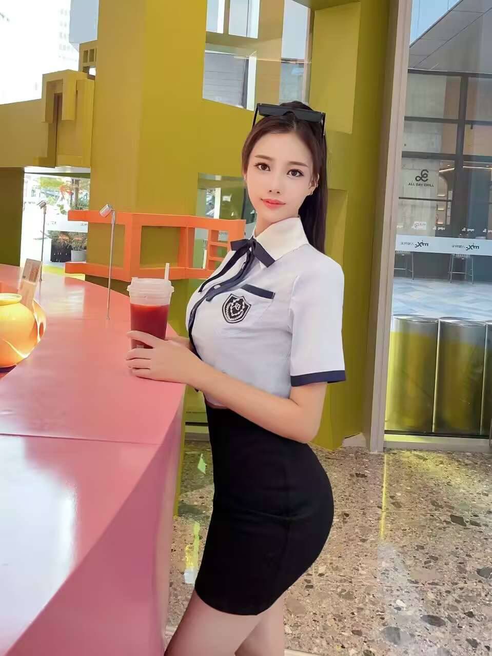 天河肤白貌美诱惑小姐姐-安然 5