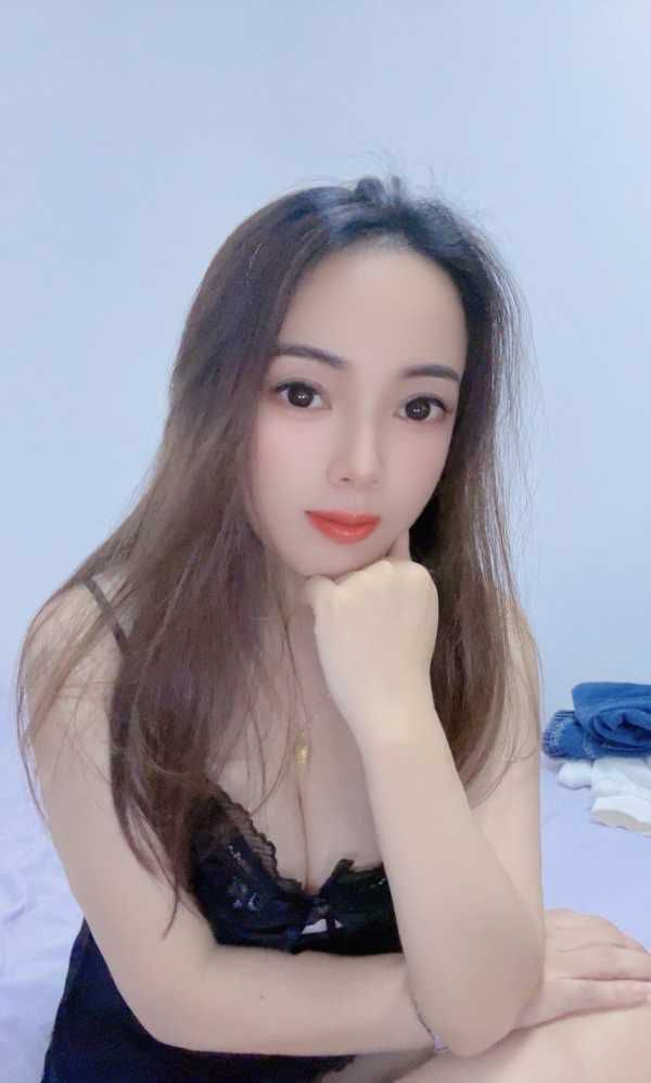 越秀新人小女子 20
