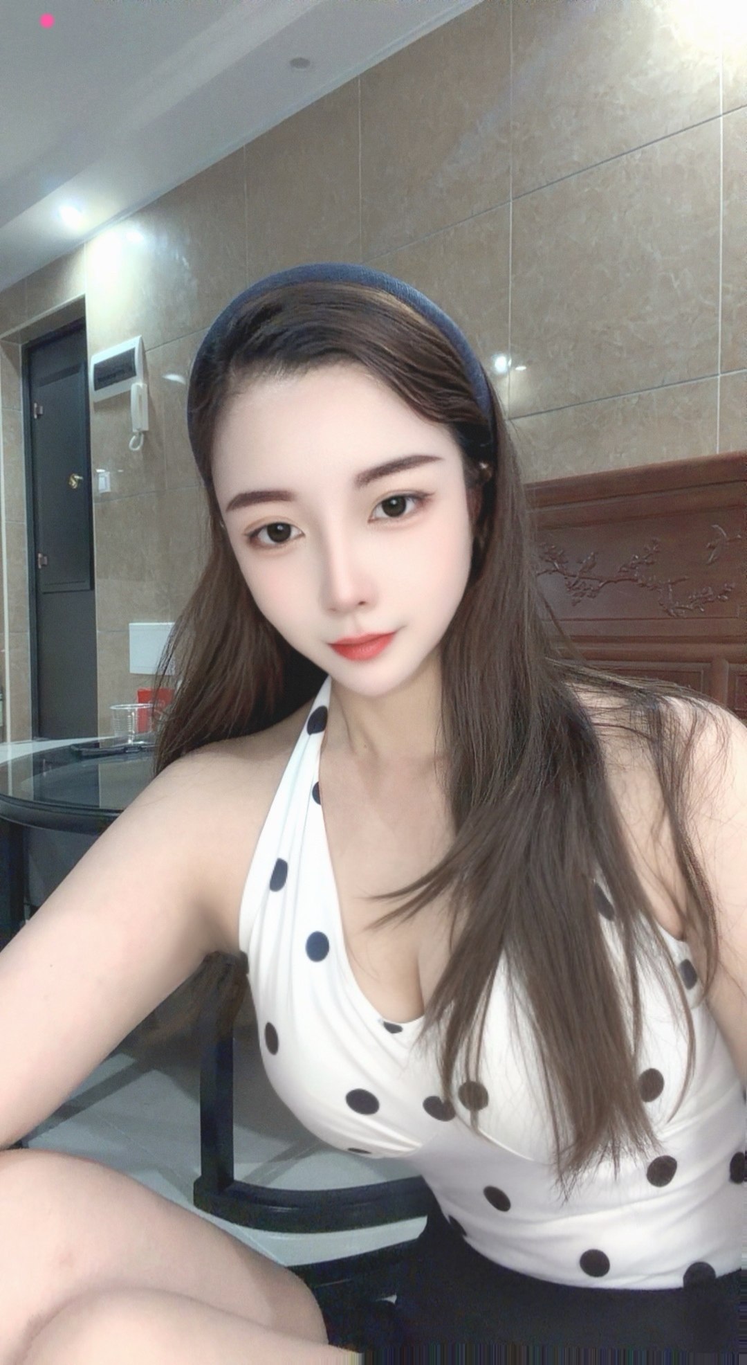 杨箕制服诱惑个人开课-乐乐（有水床）主图