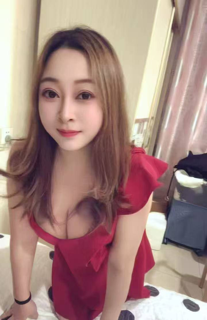 白云大奶主动风骚-乐乐 3