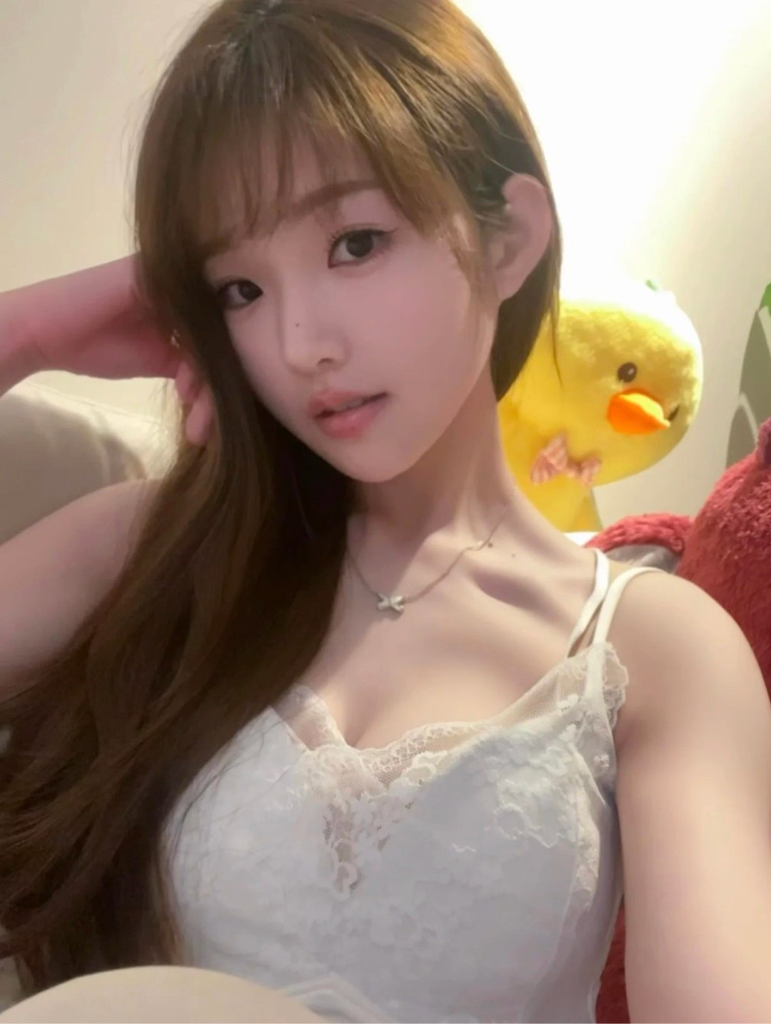 乖巧可爱白虎嫩妹水多紧致服务好-果果 5