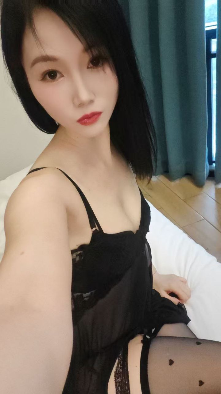 白云肤白貌美风骚-彤彤(可外出)