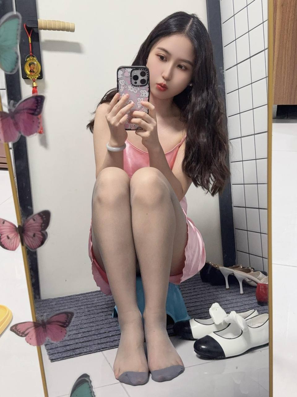 极品美乳实习生遭诱骗下海-宝儿主图